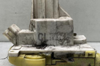 Serrure avant gauche FORD FOCUS 1 Photo n°1