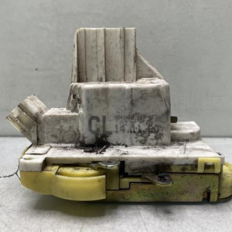 Serrure avant gauche FORD FOCUS 1 Photo n°1