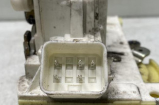 Serrure avant gauche FORD FOCUS 1