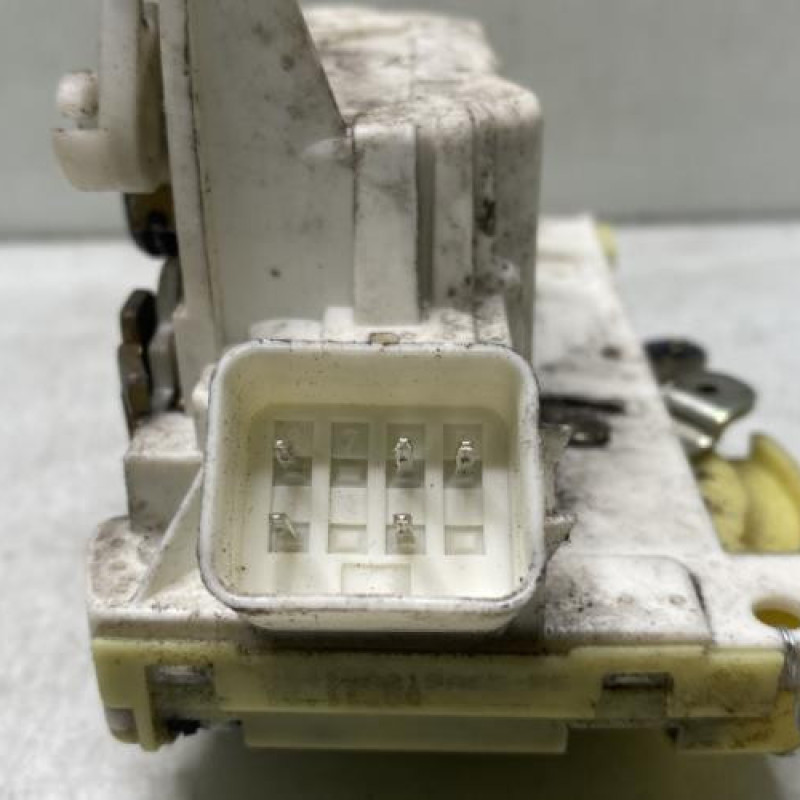 Serrure avant gauche FORD FOCUS 1 Photo n°4