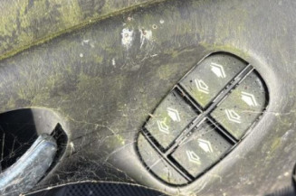 Serrure avant gauche FORD FOCUS 1