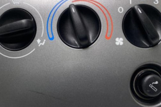 Commande chauffage FORD FIESTA 4 Photo n°1