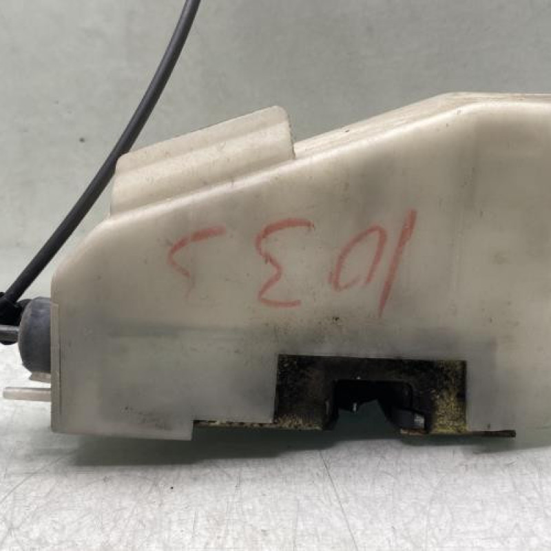 Serrure avant gauche FORD FIESTA 4 Photo n°4