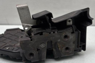 Serrure avant gauche FORD FOCUS 2 Photo n°1