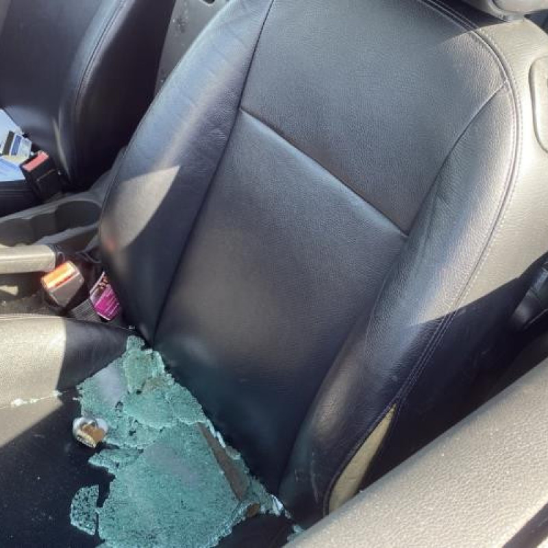 Serrure avant gauche FORD FOCUS 2 Photo n°14