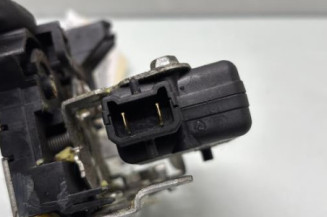 Serrure avant droit DACIA SANDERO 1