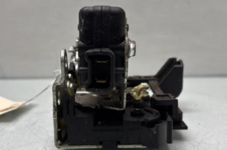 Serrure avant gauche DACIA SANDERO 1