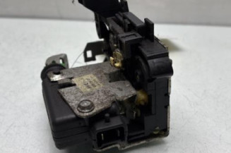 Serrure avant gauche DACIA SANDERO 1