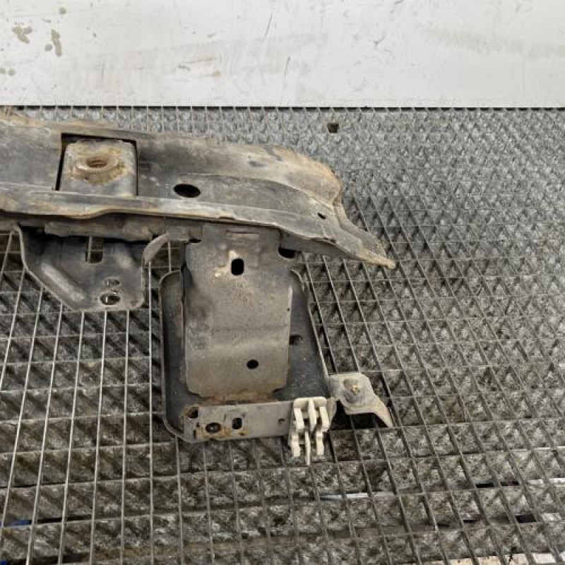 Renfort pare choc avant (traverse) FORD FIESTA 6 Photo n°3