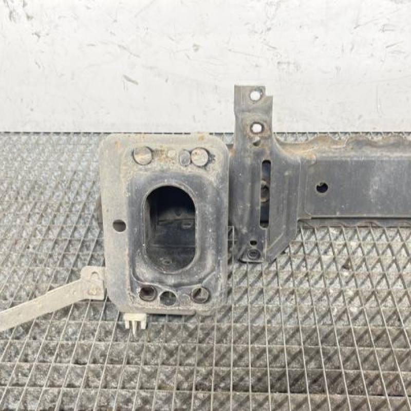 Renfort pare choc avant (traverse) FORD FIESTA 6 Photo n°5