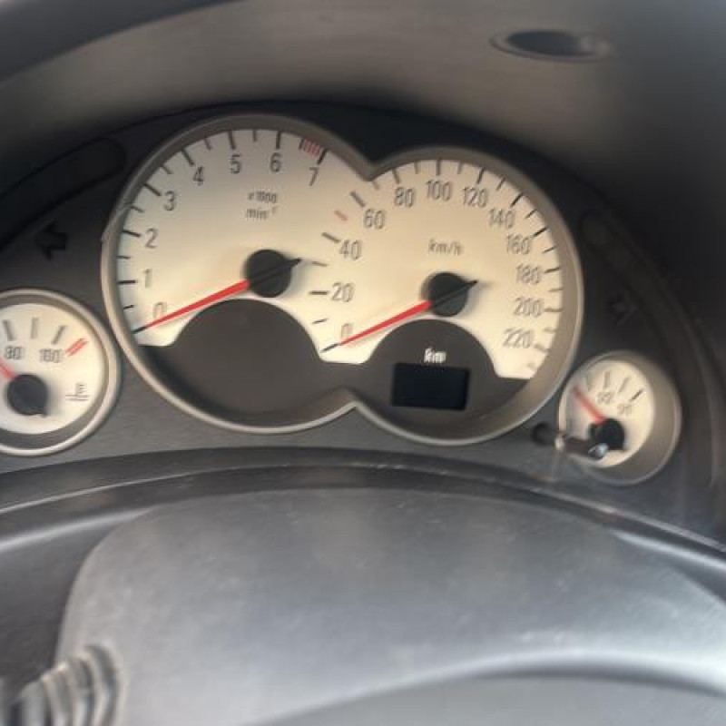 Porte avant gauche OPEL CORSA C Photo n°20