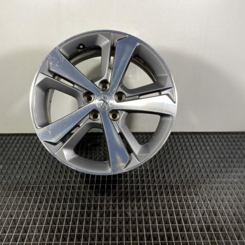 Jante PEUGEOT 308 2 Photo n°1