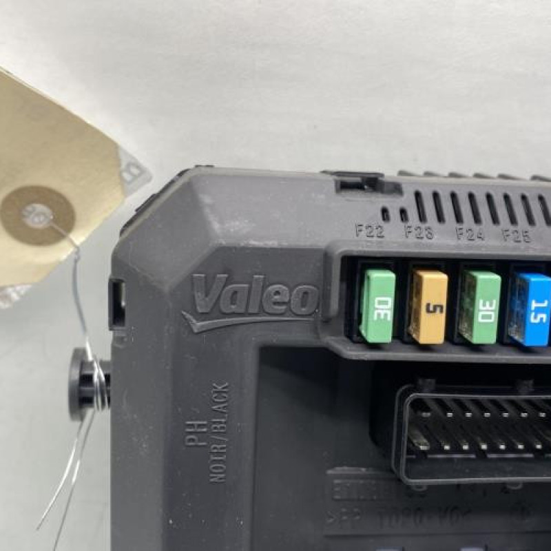 Boitier BSI PEUGEOT 2008 1 Photo n°2