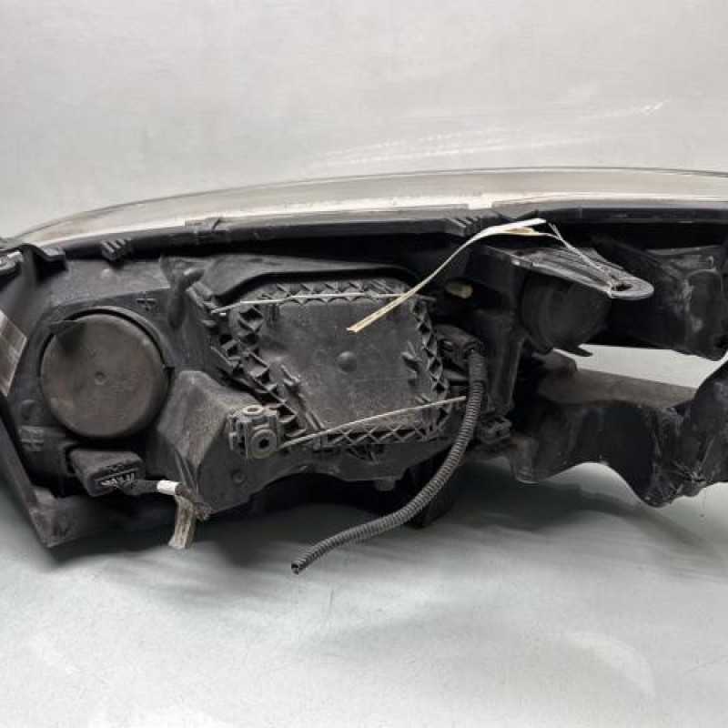 Optique avant principal droit (feux)(phare) RENAULT MEGANE 3 Photo n°4