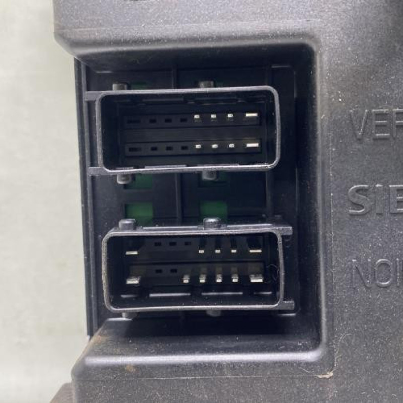 Boitier BSI PEUGEOT 206 Photo n°2