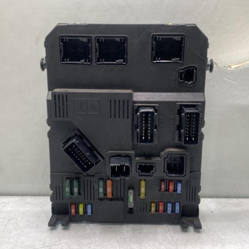 Boitier BSI PEUGEOT 206 Photo n°1