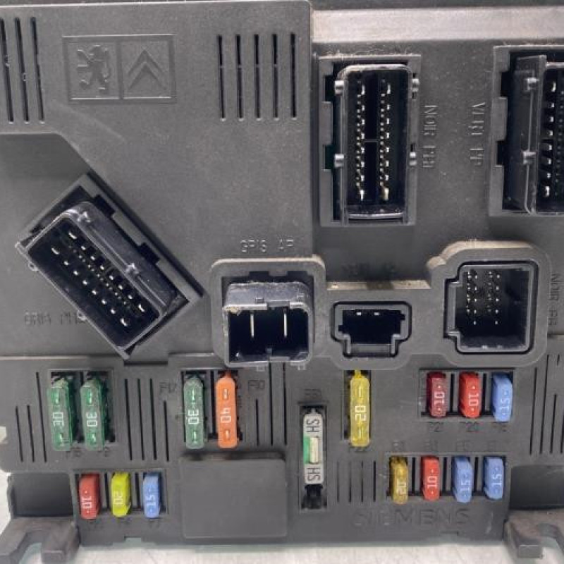 Boitier BSI PEUGEOT 206 Photo n°3