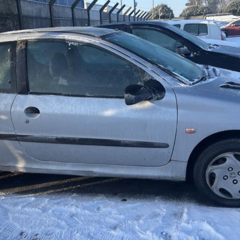 Boitier BSI PEUGEOT 206 Photo n°7