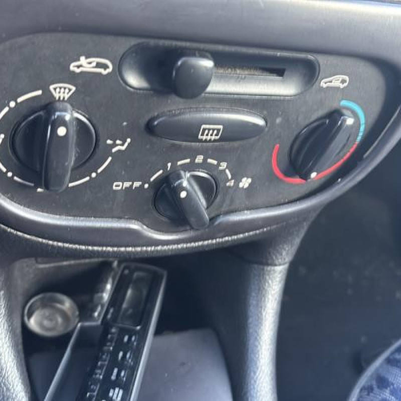 Boitier BSI PEUGEOT 206 Photo n°20