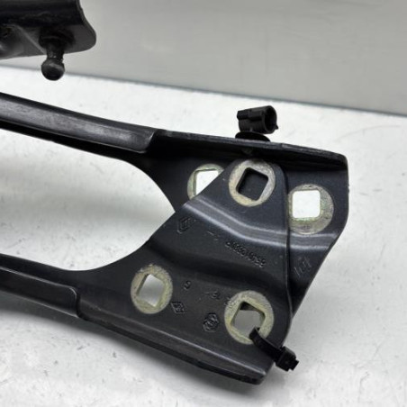 Charniere de capot RENAULT MEGANE 4