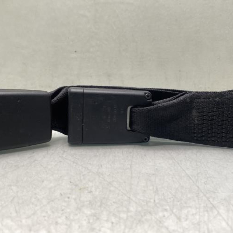 Attache ceinture arriere droit BMW X1 E84 Photo n°1