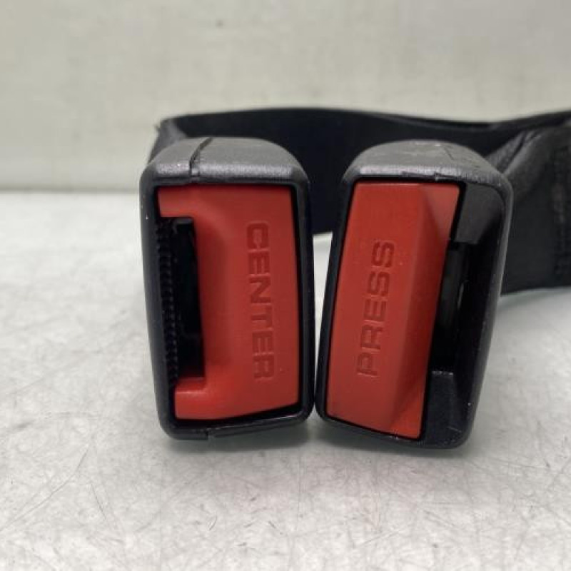 Attache ceinture arriere droit BMW X1 E84 Photo n°2