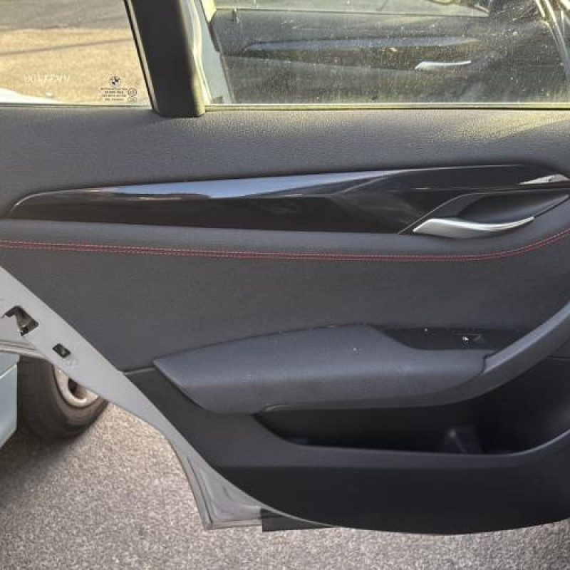 Attache ceinture avant droit BMW X1 E84 Photo n°17