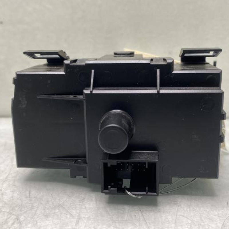 Commande de phare BMW X1 E84 Photo n°2