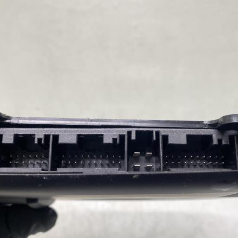 Eclairage de plafonnier BMW X1 E84 Photo n°4