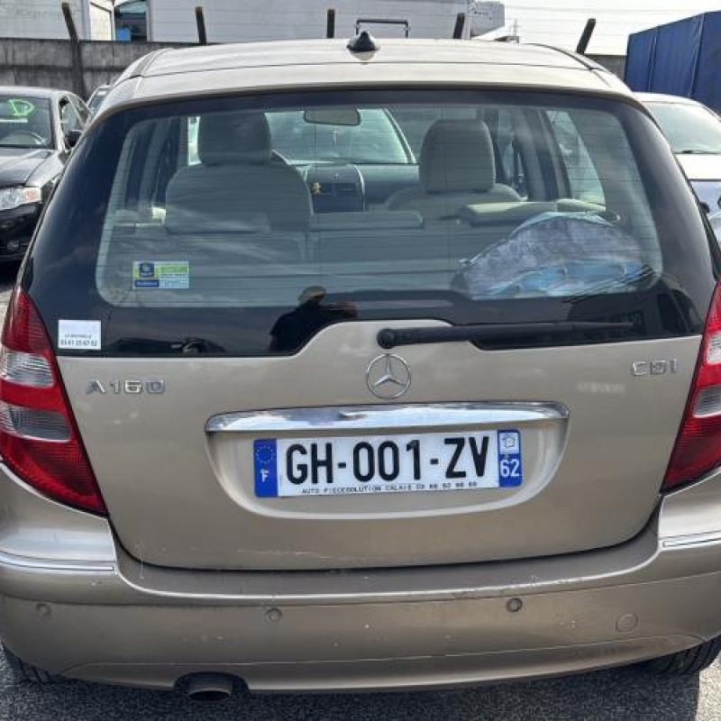 Feu arriere principal droit (feux) MERCEDES CLASSE A 169 Photo n°8