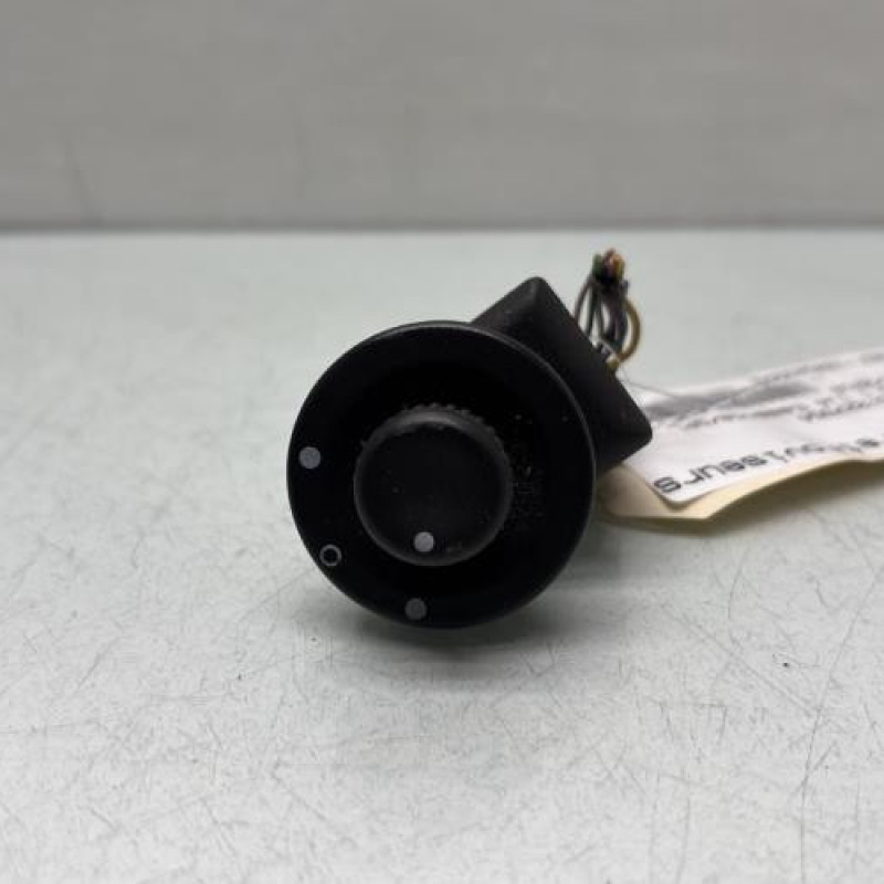 Commande retroviseurs DACIA SANDERO 1 Photo n°1