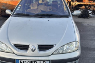 Levier de vitesses RENAULT MEGANE 1