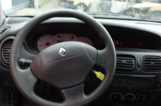 Moteur essuie glace avant RENAULT MEGANE 1