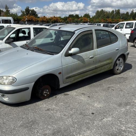 Moteur essuie glace avant RENAULT MEGANE 1