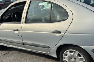 Levier de vitesses RENAULT MEGANE 1