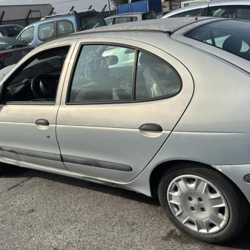 Levier de vitesses RENAULT MEGANE 1 Photo n°6