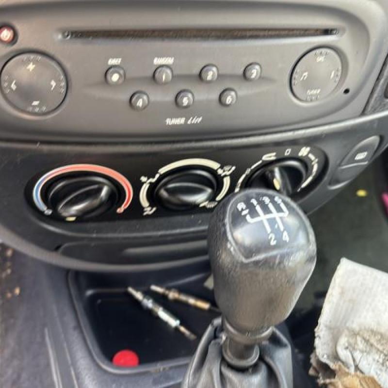Levier de vitesses RENAULT MEGANE 1 Photo n°13