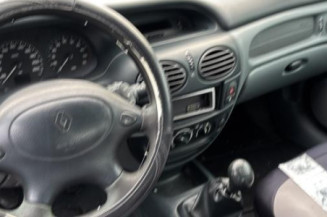 Levier de vitesses RENAULT MEGANE 1