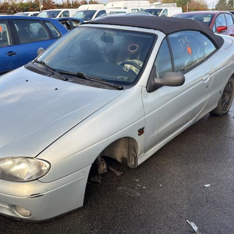 Levier de vitesses RENAULT MEGANE 1 Photo n°1