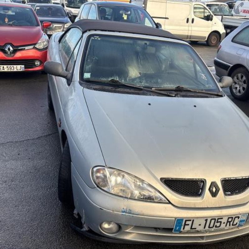 Levier de vitesses RENAULT MEGANE 1 Photo n°8