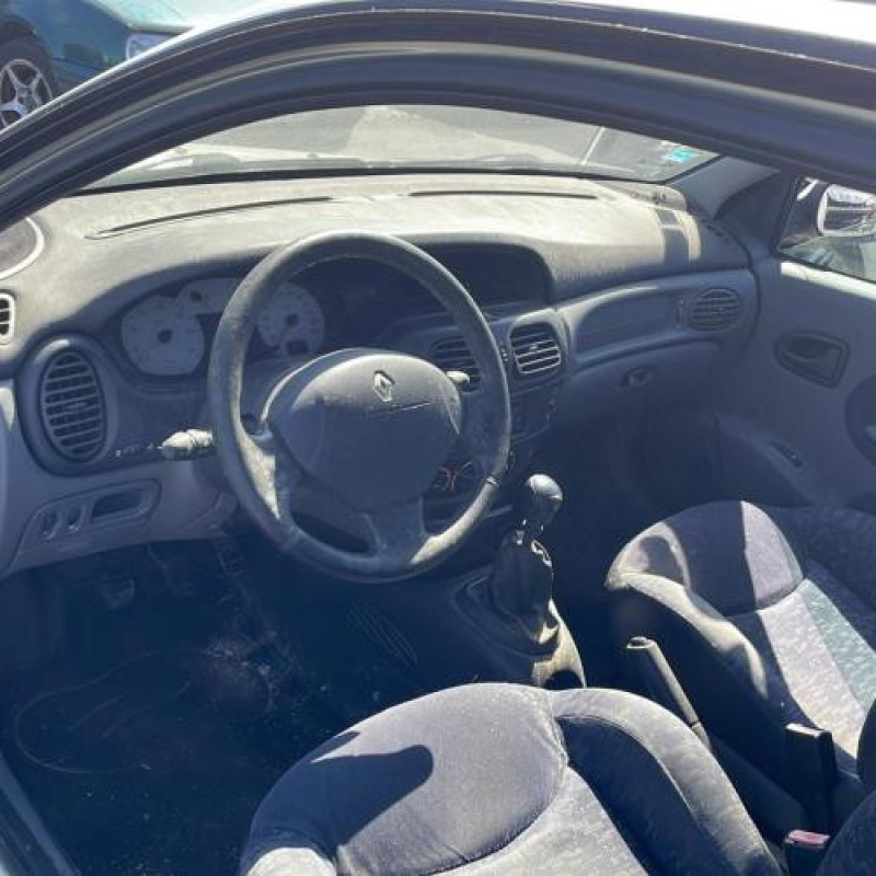 Mastervac RENAULT MEGANE 1 Photo n°3