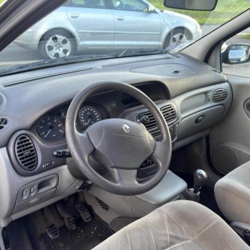 Reservoir essence RENAULT SCENIC 1 Photo n°4