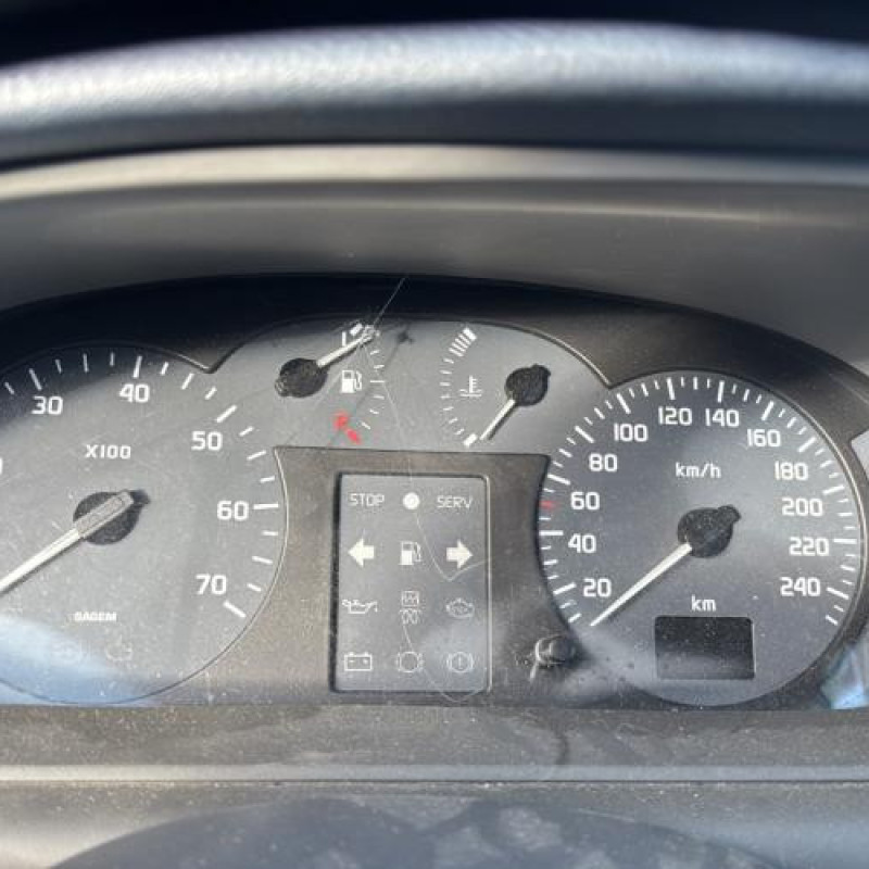 Reservoir essence RENAULT SCENIC 1 Photo n°19