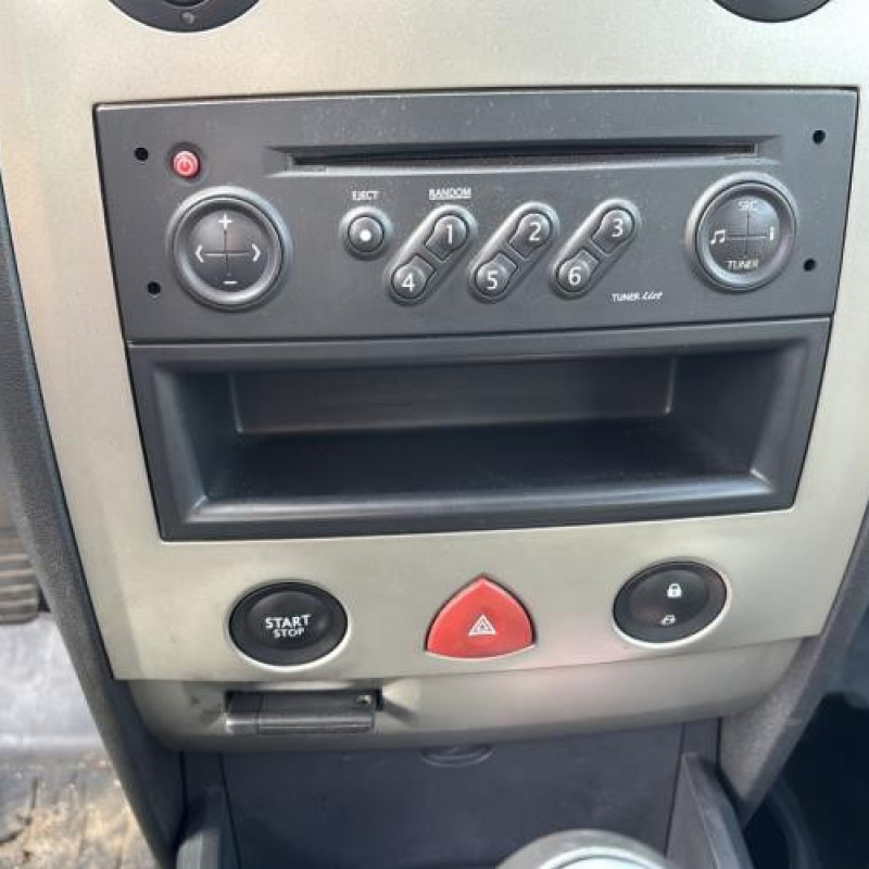 Compteur RENAULT MEGANE 2 Photo n°16