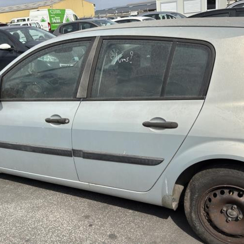 Compteur RENAULT MEGANE 2 Photo n°6