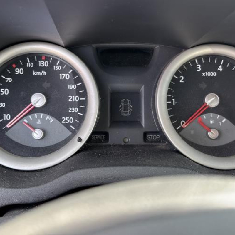 Compteur RENAULT MEGANE 2 Photo n°19