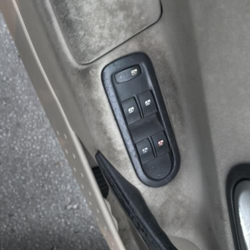 Colonne de direction RENAULT MEGANE 2 Photo n°10