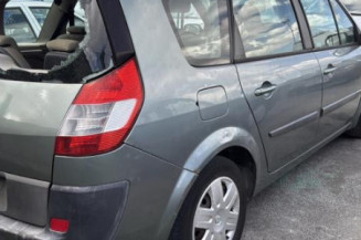 Reservoir essence RENAULT SCENIC 2