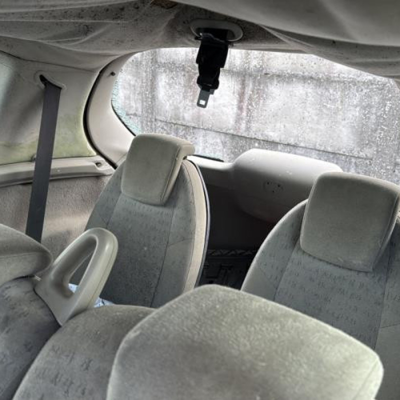 Reservoir essence RENAULT SCENIC 2 Photo n°7