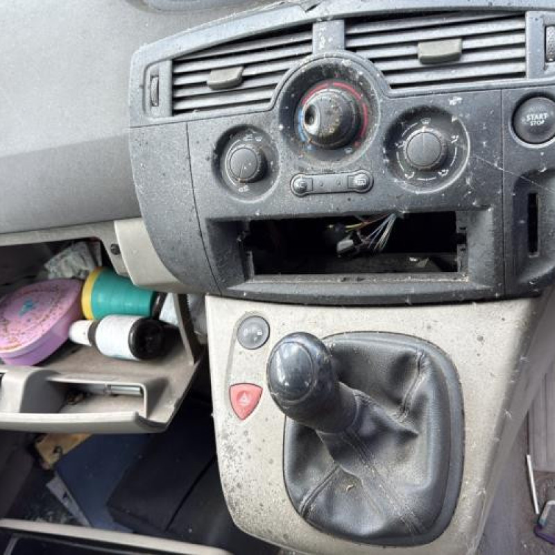 Reservoir essence RENAULT SCENIC 2 Photo n°10